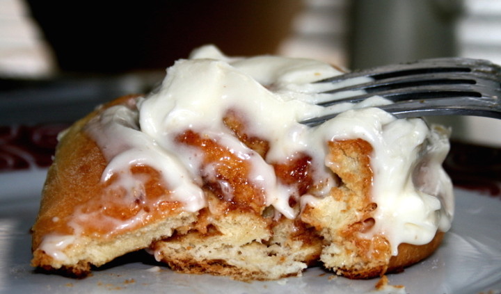 Bread Machine Cinnamon Rolls