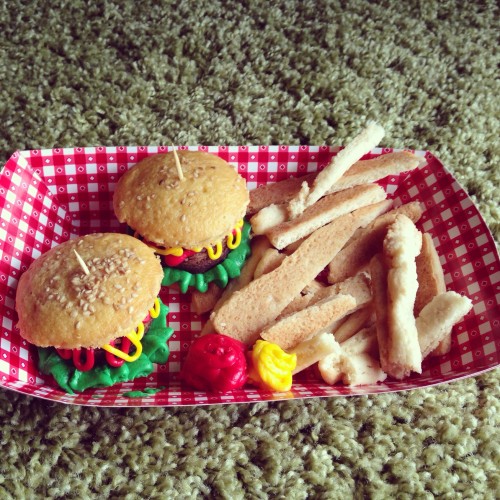 Hamburger Cupcakes Sugar Cookie Fries via Jamie's Recipes