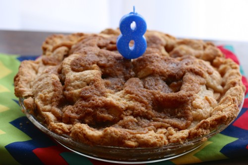 Apple Pie with Cream Cheese Crust